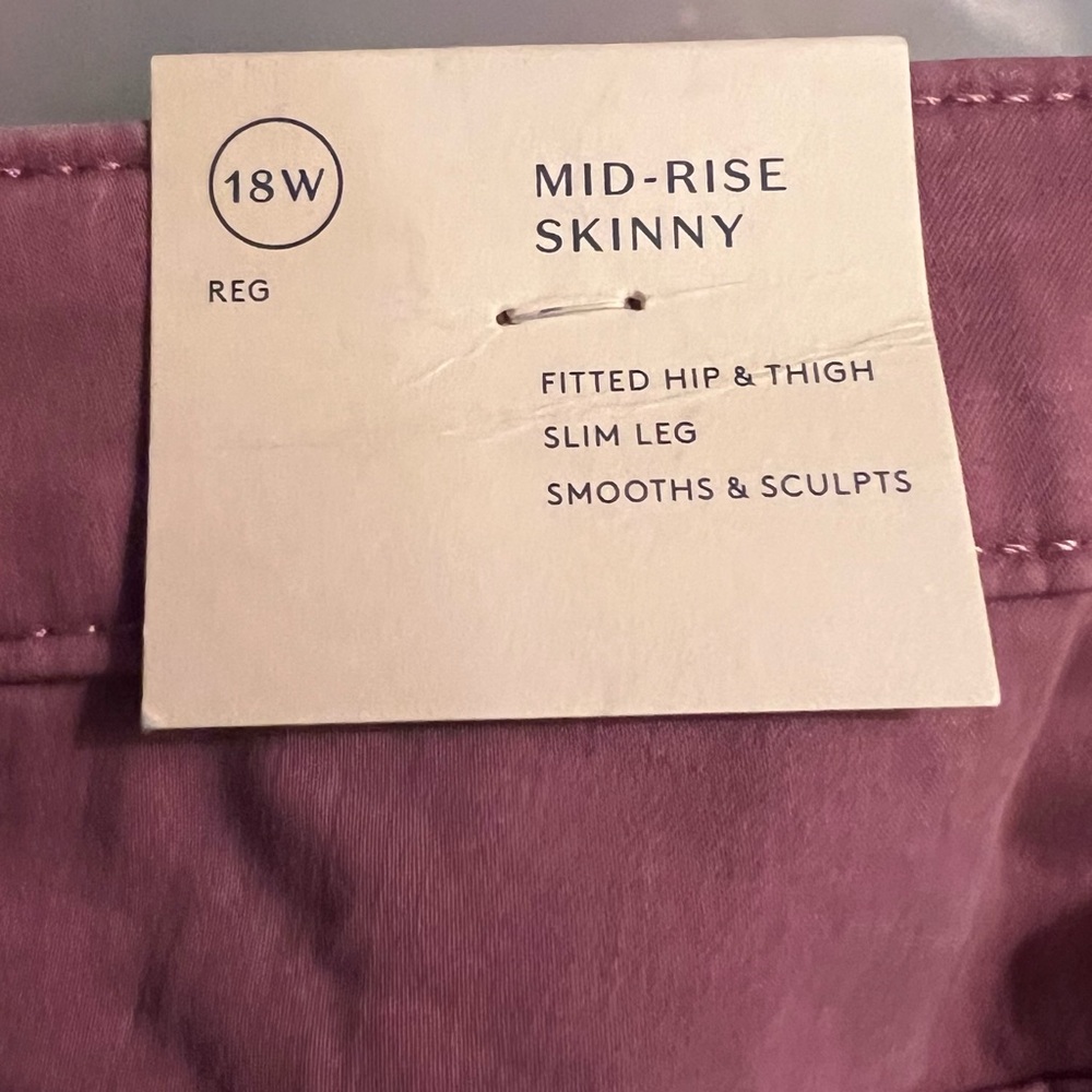 Universal Thread Mid-Rise Skinny Jeans Pants in Berry Red Plus Size 18W - Picture 8 of 11